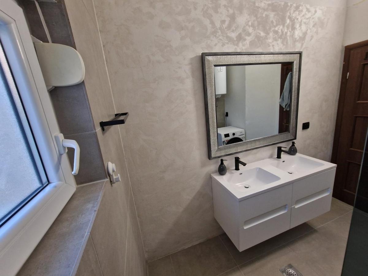 Big Panorama Villa, For 21 Person In Omis Celina Bagian luar foto